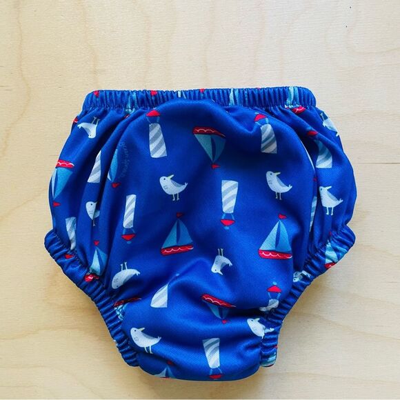 Green Sprouts Boy’s Reusable Absorbent Swim Diaper with Seagulls & Sailboats 12m - Picture 2 of 8